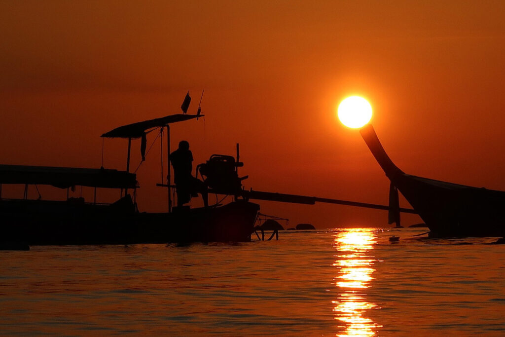 7 Islands Sunset Boat Tour in Krabi, Thailand